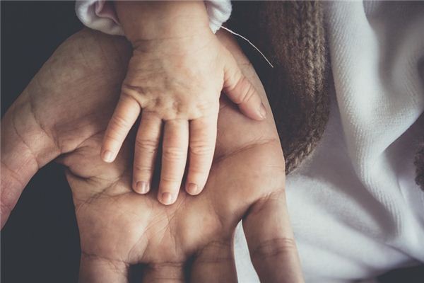 梦见手是什么意思 梦见手是什么意思