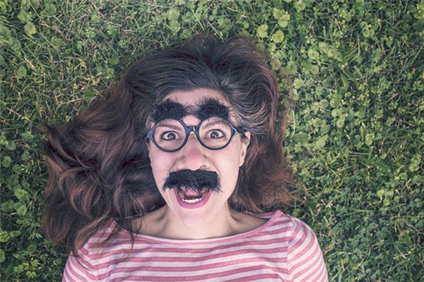 梦见眉毛变粗是什么意思 梦见眉毛变粗是什么意思