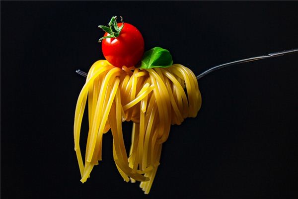 梦见吃面条是什么意思 梦见吃面条是什么意思