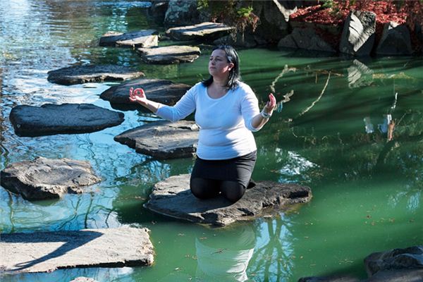 梦见精神病人是什么意思 梦见精神病人是什么意思