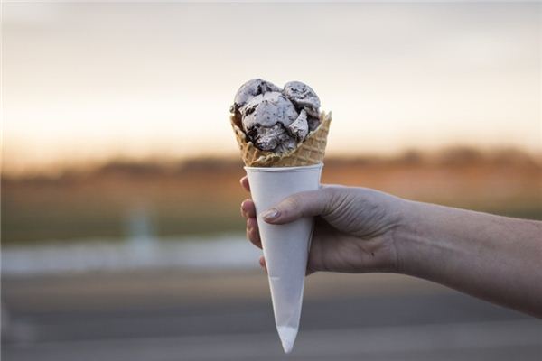 梦见吃雪糕 梦见吃雪糕